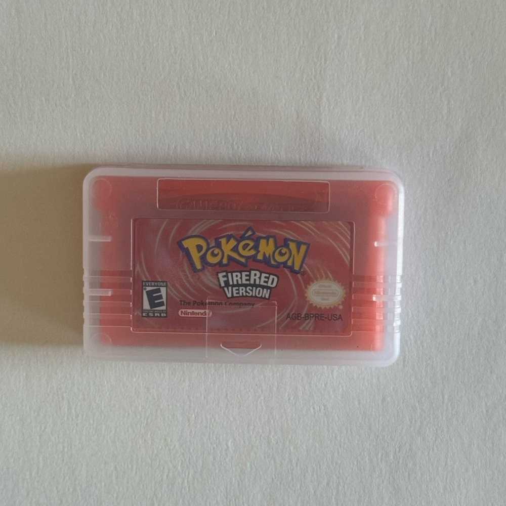 Pokemon Fire Red Version - Picture 2 of 3